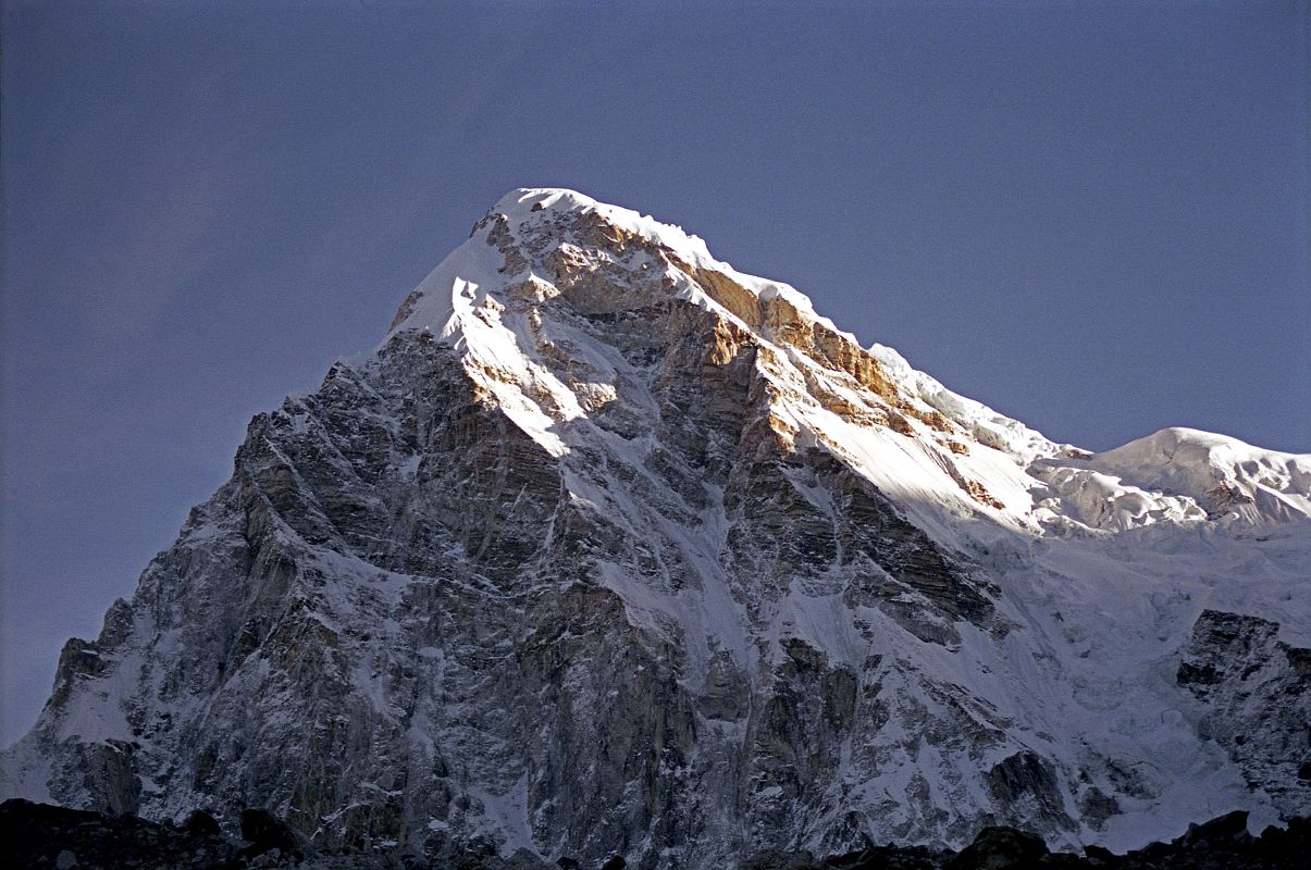 02 Pumori Sunrise Just After Leaving Gorak Shep Towards Everest Base Camp